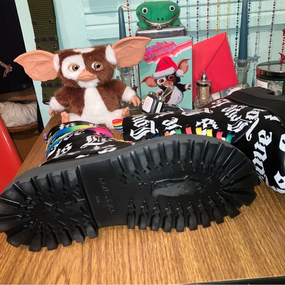 NEW RARE CLUB EXX LOVE IS LOVE PRIDE RAINBOW COMBAT BOOTS - Picture 15 of 16